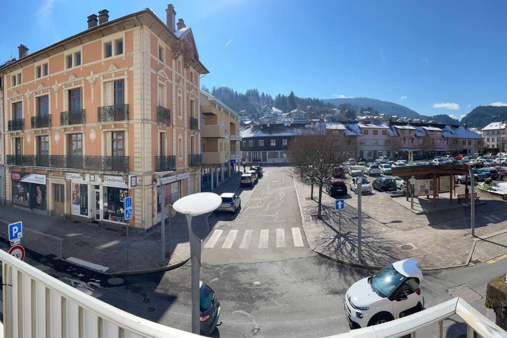 Grand Studio Confortable Situe En Centre Ville Gerardmer Exterior photo